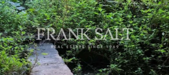 3 bedrooms House in Luqa, Malta No. 1460 9