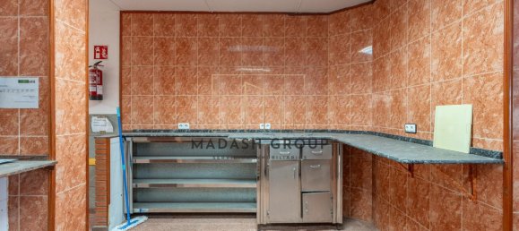 Gewerbliche Immobilie in Tarragona, Spain 158m², Nr. 139023 8