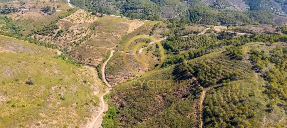 Terreno em Cachopo, Portugal 899794 m² N.º 40185 2