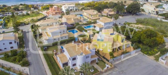 4 chambres Maison à Guia, Portugal No. 107504 33