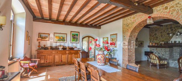 10 bedrooms House in Ficulle, Italy No. 106311 9