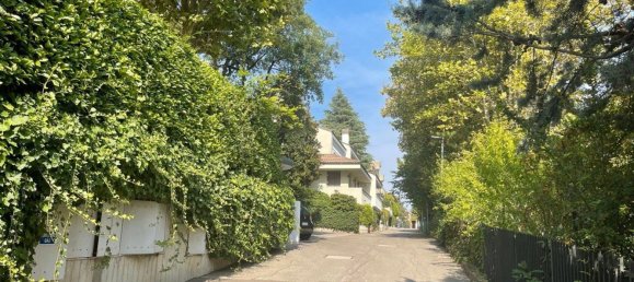 5 bedrooms Apartment in Bologna, Italy No. 345821 9