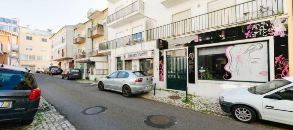 100m² Commercial property in Casal de Cambra, Portugal No. 310437 3