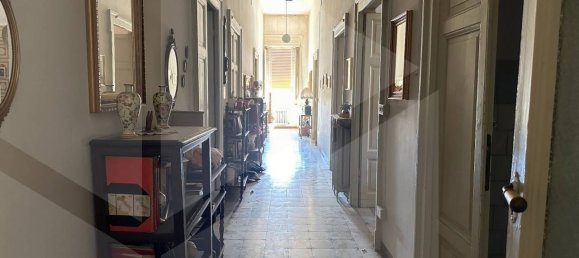 Apartamento de 4 dormitorios en Avezzano, Italy No. 29265 17