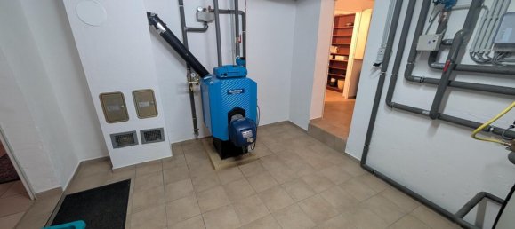 6 rooms House in Lorrach, Germany No. 771 25