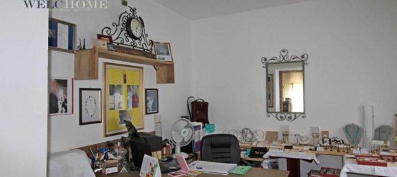 Casa de 4 habitaciónes en Arluno, Italy No. 17484 11