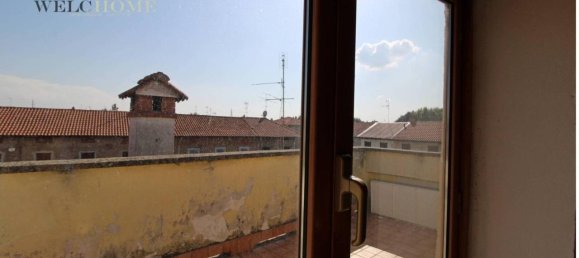 Casa de 4 habitaciónes en Arluno, Italy No. 17484 32