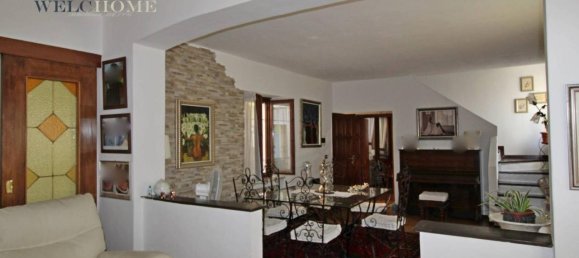 Casa de 4 habitaciónes en Arluno, Italy No. 17484 12