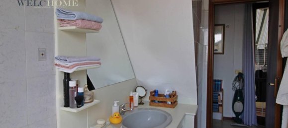 Casa de 4 habitaciónes en Arluno, Italy No. 17484 24