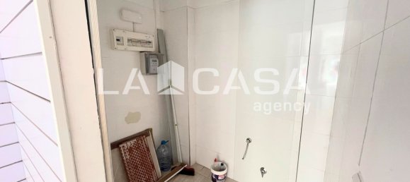70m² Commercial property in Badalona, Spain No. 135156 16