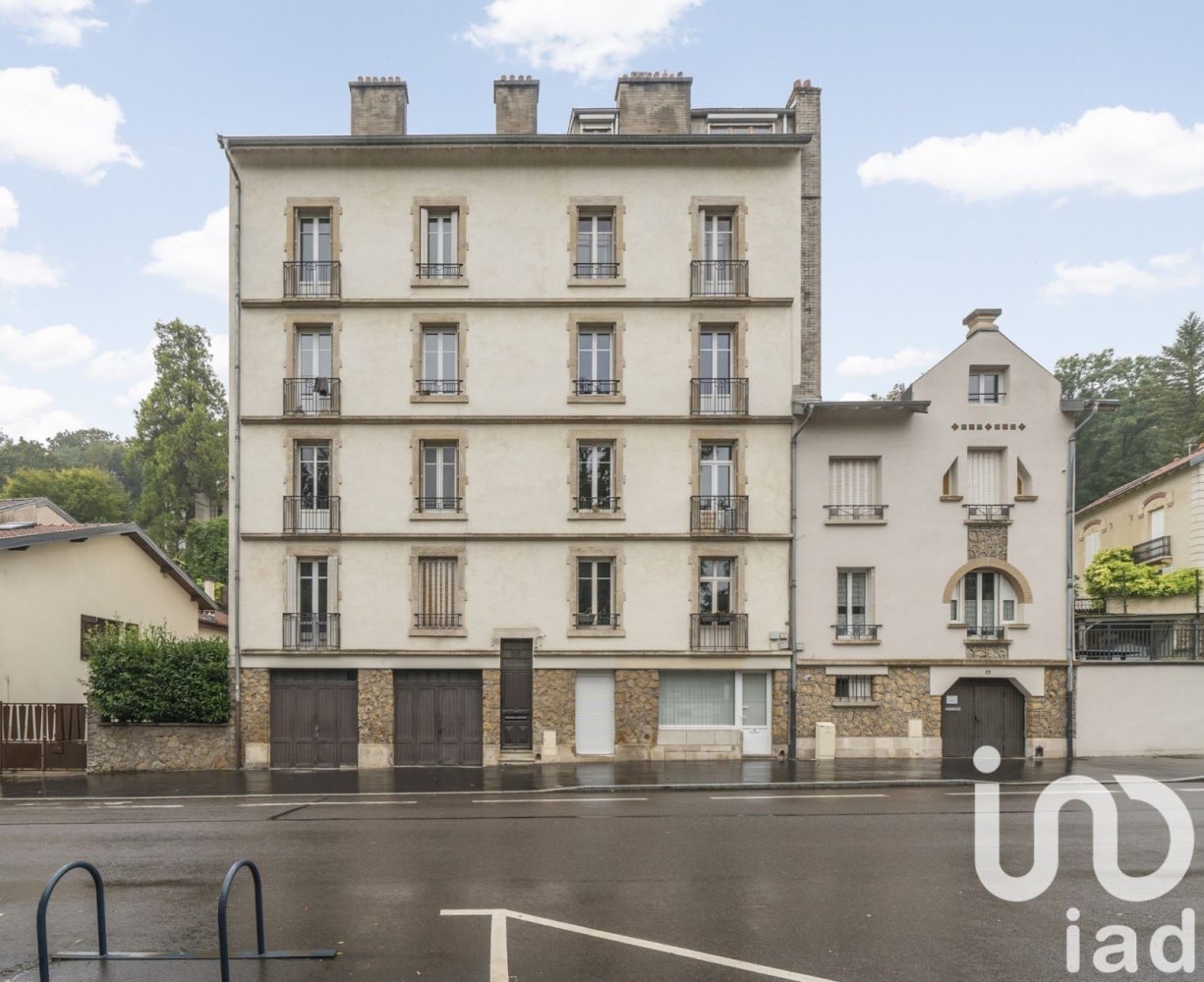 2 bedrooms Apartment in Nancy, France No. 242998