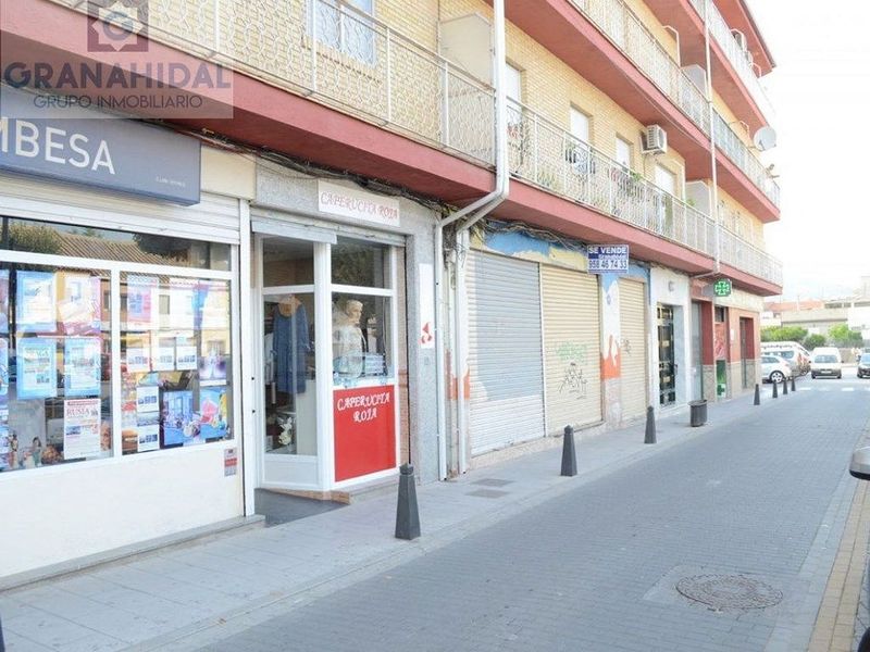 Propiedad comercial de 1 dormitorio en Albolote, Spain No. 224783