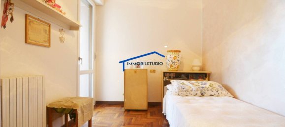 Apartamento T3 em Saronno, Italy N.º 344043 8