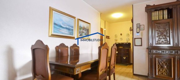 Apartamento T3 em Saronno, Italy N.º 344043 5