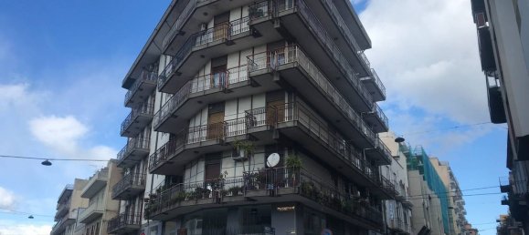 4 rooms Apartment in Paternò, Italy No. 259715 5