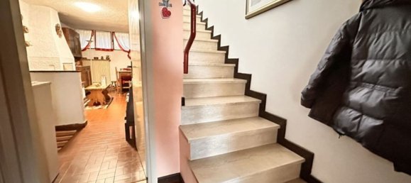 Вилла с 4 комнатами в Казирате д’Адда, Италия № 165138 3