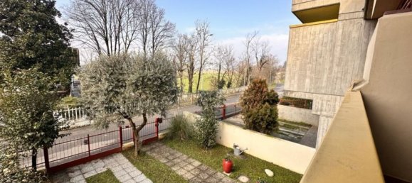 Вилла с 4 комнатами в Казирате д’Адда, Италия № 165138 9