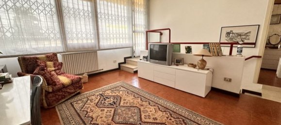 Вилла с 4 комнатами в Казирате д’Адда, Италия № 165138 12