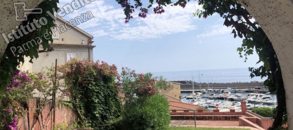 14 rooms Villa in Maratea, Italy No. 260510 3