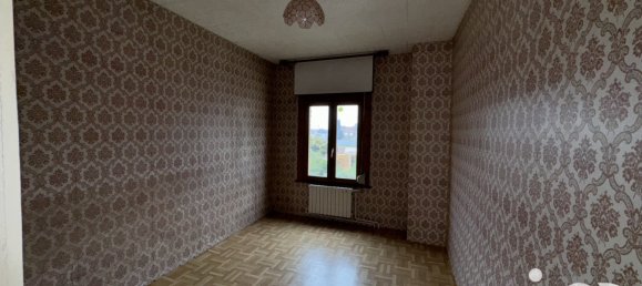 Casa de 2 dormitorios en Sin-le-Noble, France No. 210237 5