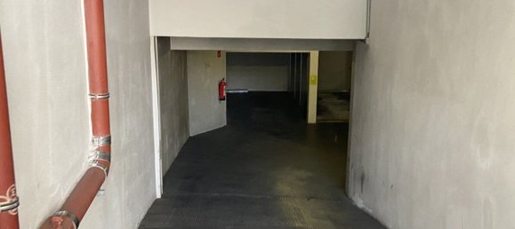  موقف سيارات في Wieden, Austria رقم 203212 7