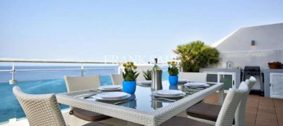 2 chambres Penthouse à Sliema, Malta No. 2611 2