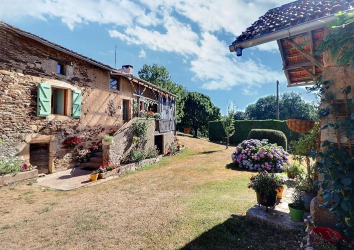 2 Schlafzimmer Haus in Lot, France, Nr. 332164