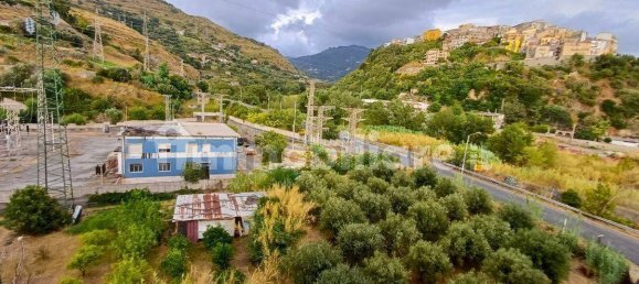 Пентхаус с 2 спальнями в Четраро, Италия № 262002 5