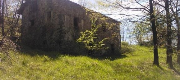 5 rooms House in Giusvalla, Italy No. 125413 9