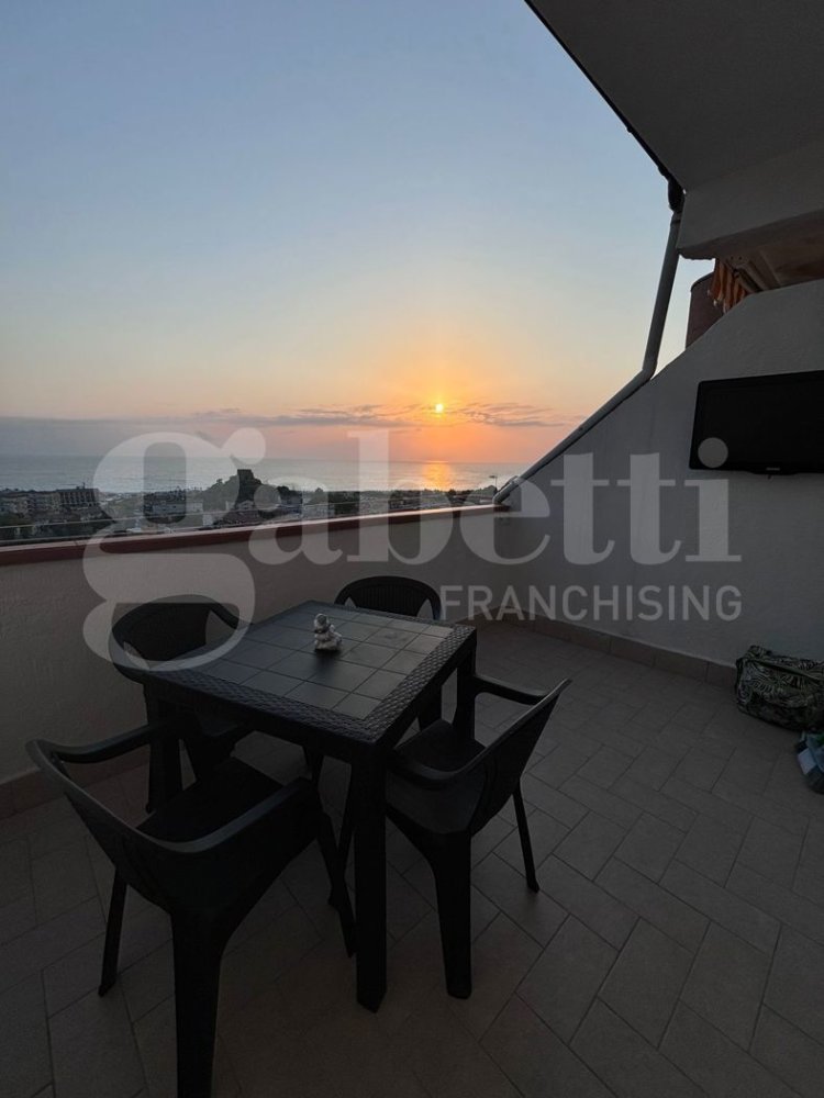 2 bedrooms Apartment in Scalea, Italy No. 319486