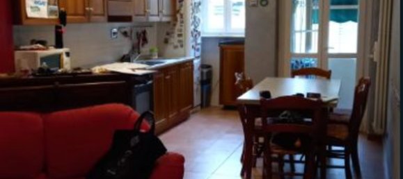 3 rooms Apartment in Turin, Italy No. 269660 4