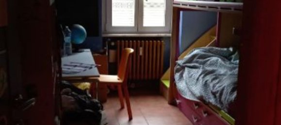 3 rooms Apartment in Turin, Italy No. 269660 3