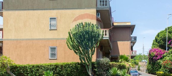 Apartamento de 4 habitaciónes en Catania, Italy No. 14824 21