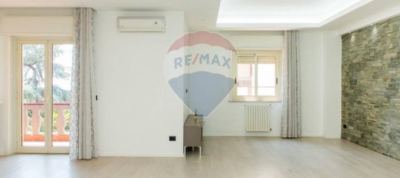 Apartamento de 4 habitaciónes en Catania, Italy No. 14824 9