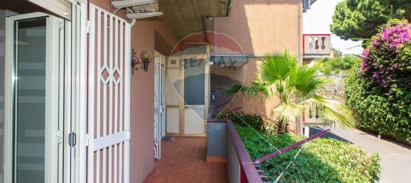 Apartamento de 4 habitaciónes en Catania, Italy No. 14824 44