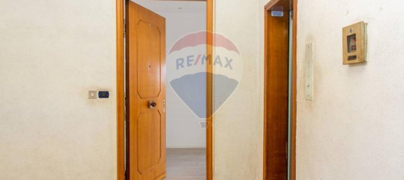 Apartamento de 4 habitaciónes en Catania, Italy No. 14824 30