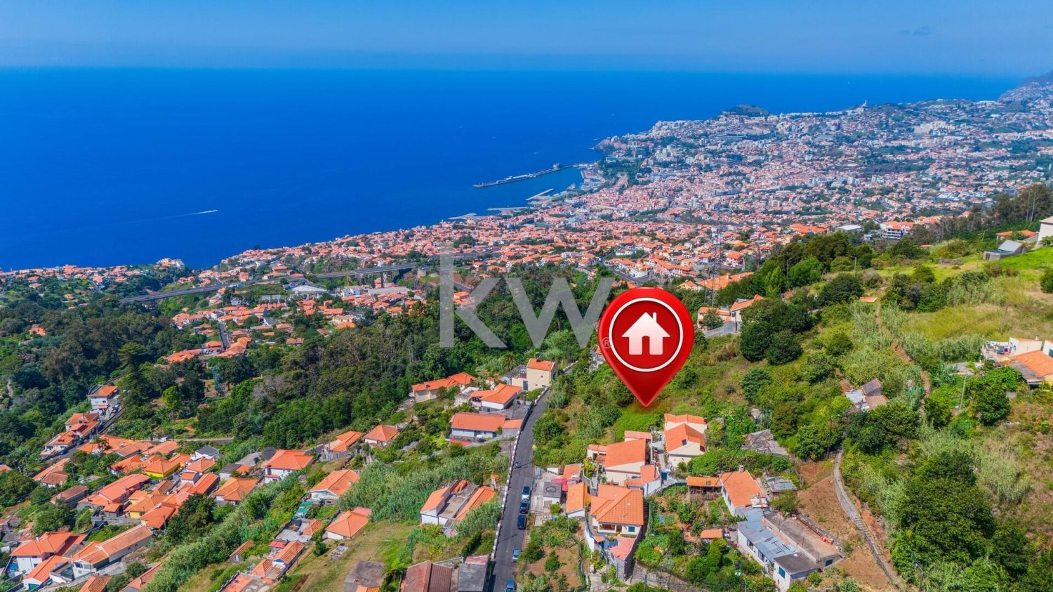  Land in Funchal, Portugal No. 92965