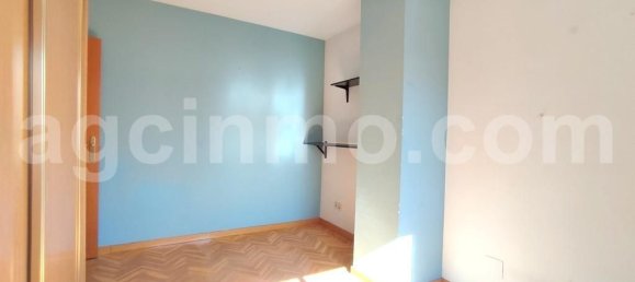 Casa de 3 dormitorios en Aldeamayor de San Martín, Spain No. 178552 38