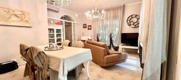 11غرفة فيلا في Forte dei Marmi, Italy رقم 269916 11