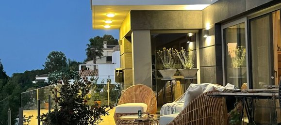 4 bedrooms Villa in Javea, Spain No. 284661 3