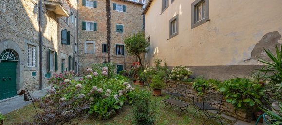 5 rooms Apartment in Cortona, Italy No. 91456 5