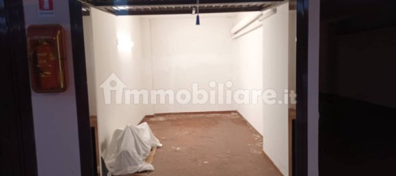 14m² Garage in Milan, Italy No. 372642 2