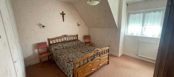 4 bedrooms House in Saint-Lo, France No. 363542 7