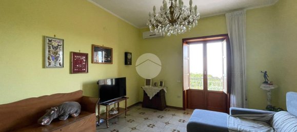 4 rooms Villa in Torre del Greco, Italy No. 2059 15