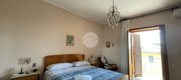 4 rooms Villa in Torre del Greco, Italy No. 2059 12