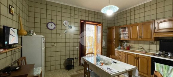 4 rooms Villa in Torre del Greco, Italy No. 2059 7