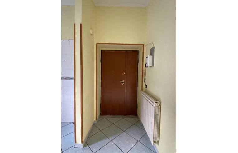 3 rooms Apartment in Eboli, Italy No. 255155