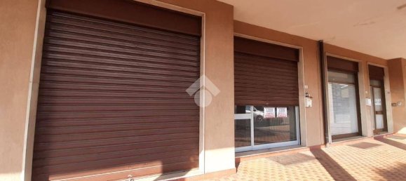 Gewerbliche Immobilie in Roncadelle, Italy 80m², Nr. 260735 11