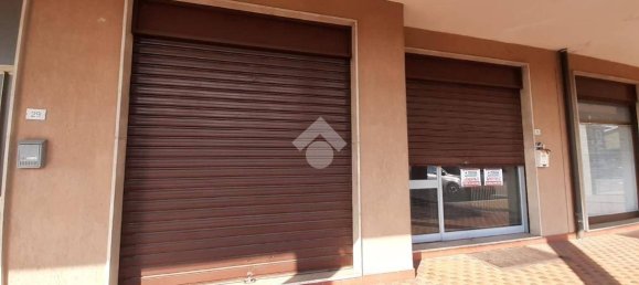 Gewerbliche Immobilie in Roncadelle, Italy 80m², Nr. 260735 27