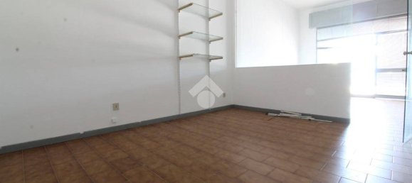 Gewerbliche Immobilie in Roncadelle, Italy 80m², Nr. 260735 18